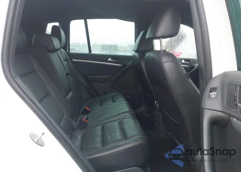 2015 Volkswagen Tiguan R-Line из США, поврежденный, VIN WVGAV7AX4FW566223